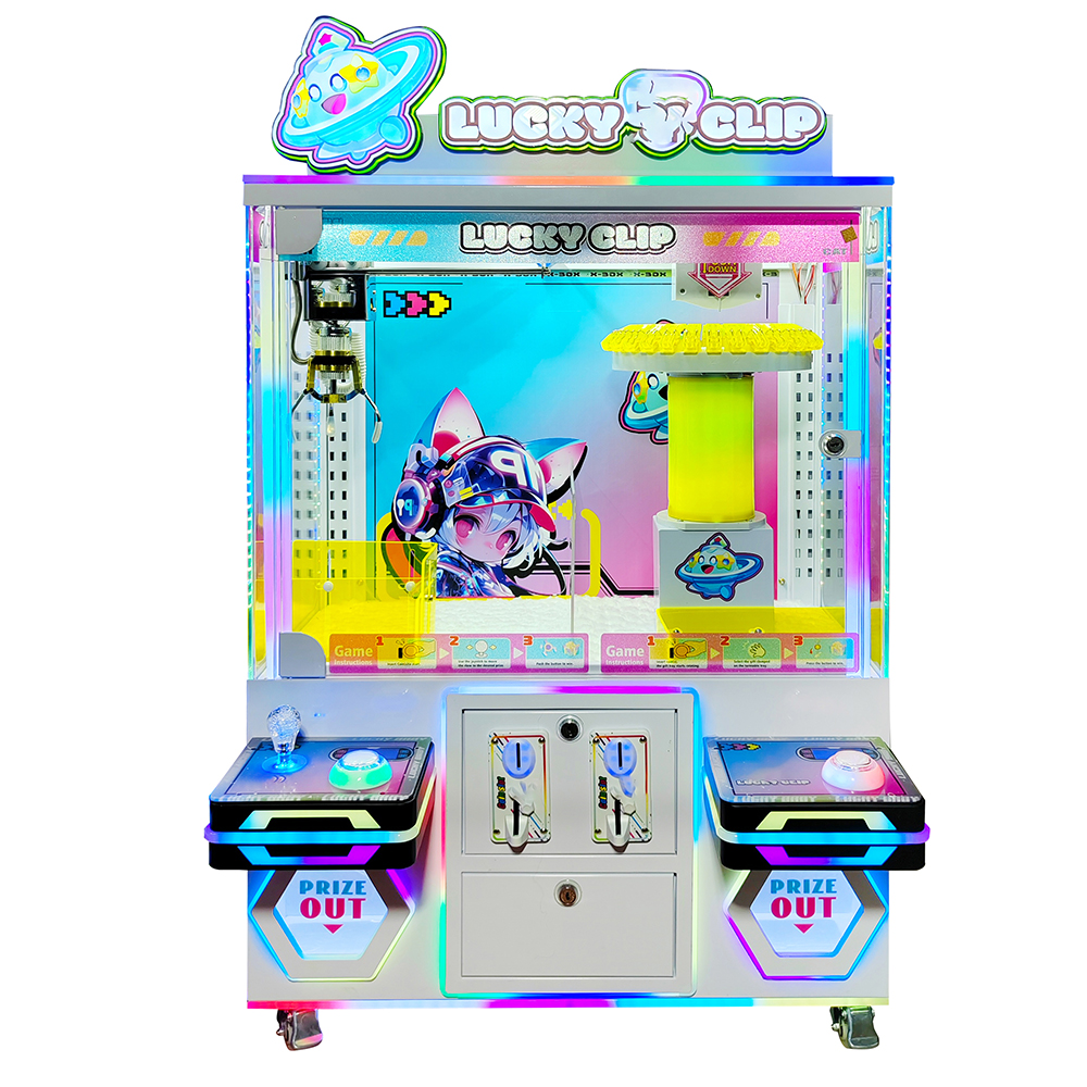 Two-person mini claw machine